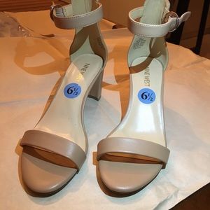 Nine West nude heels
